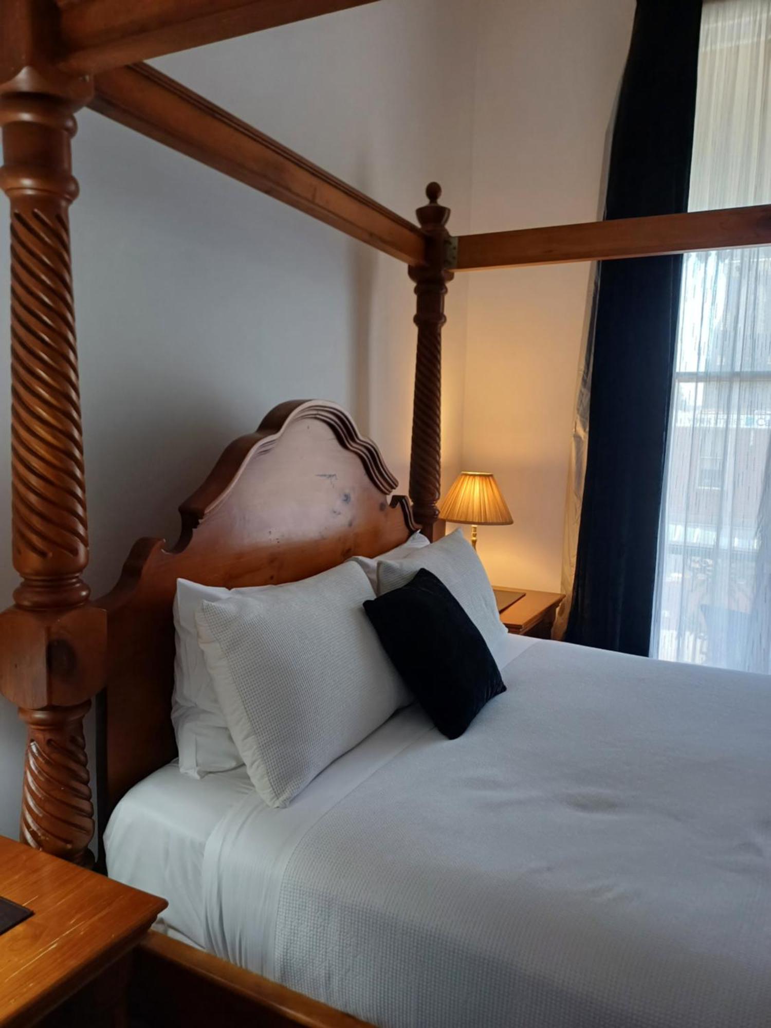 Art Hotel On York Лонсестон Екстер'єр фото